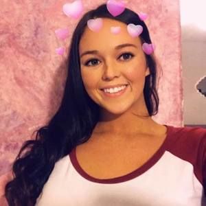 Meet your Posher, Kenzie